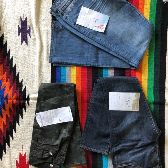 Bundles - Picture 4 of 6